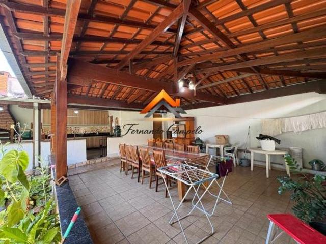 Casa Padrão Rustico com 4 quartos 1 suíte e 4 vagas Venda Castelo