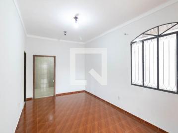 Praça dos Abrolhos - Garagem, Churrasqueira