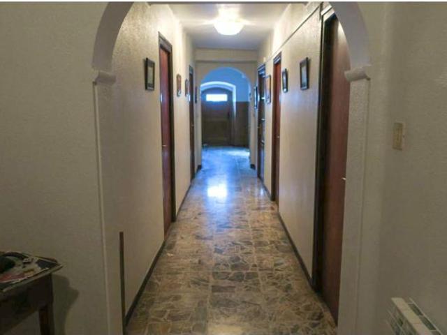 Casa palacio en venta en Aibar, edificación de 1400m². Con huerta junto a la casa