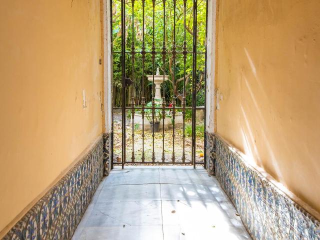 Casa Palacio Neoclásico con 20 Habitaciones en el centro de Jerez de la Frontera