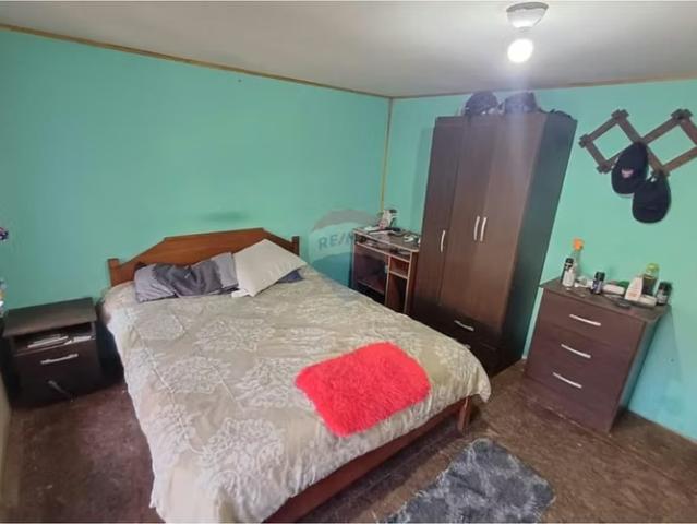 Casa pasaje frutilla b2, d6, bodegas3, e2 | 6 dormitorios por 2139.00 en Huechuraba