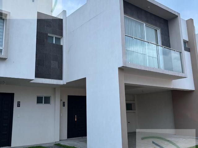 Casa Paseo Arboleda