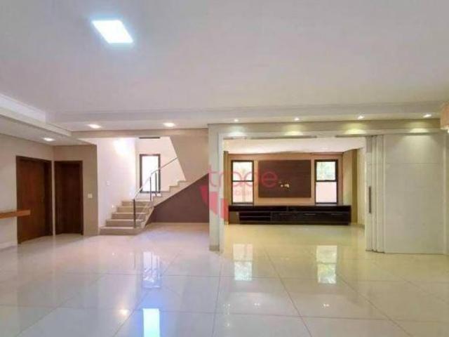 Casa para Comprar ou Alugar de 06 Dormitórios, sendo 04 Suítes no Bairro Jardim Botânico em Ribeirão