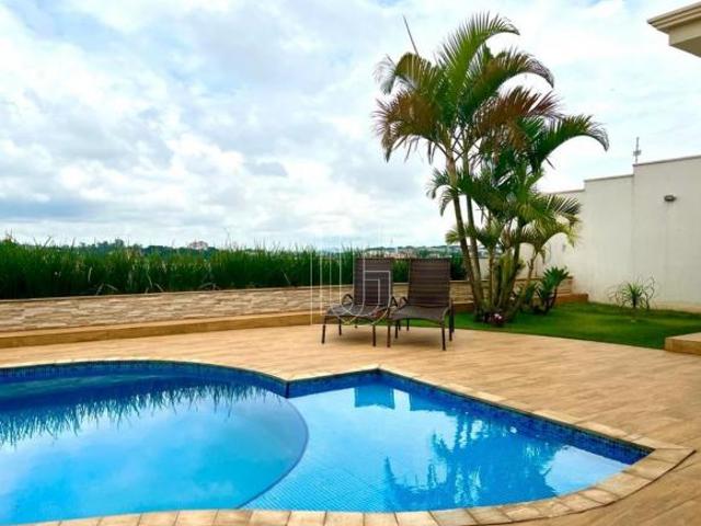 CASA PARA A VENDA COM 270M2 E PISCINA NO BAIRRO HORTO SANTO ANTONIO JUNDIAI SP
