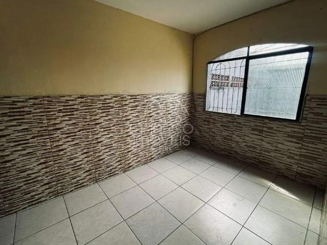Casa para alugar na Avenida Marechal Humberto de Alencar Castelo Branco, 707, Cidade Naútica, São Vicente