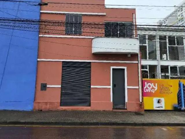 Casa para alugar na Rua Treze de Maio, 154, Centro, Curitiba