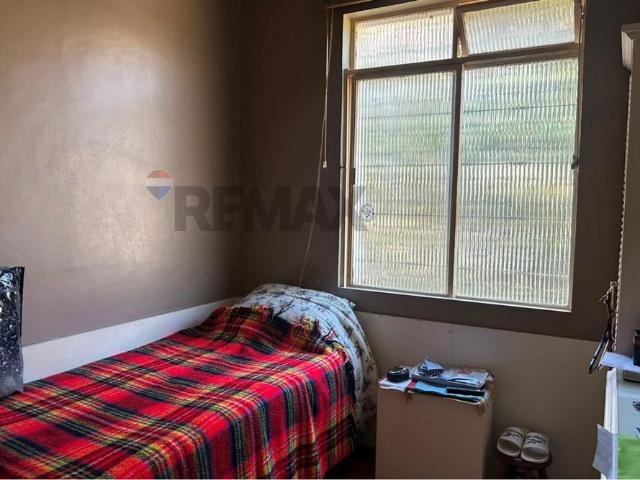 Casa para alugar no bairro Serra com 3 quartos e uma vaga de garagem, próximo ao Lifecenter