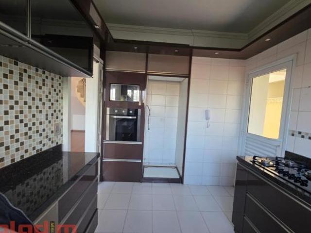 CASA PARA ALUGAR NO CONDOMÍNIO TAQUARAL NA AVENIDA RIO BONITO