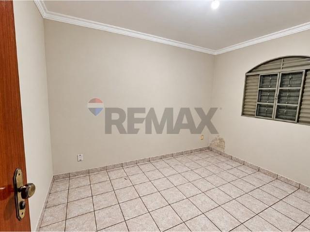 CASA PARA ALUGAR NO SETOR BOUGANVILLE, ANÁPOLIS