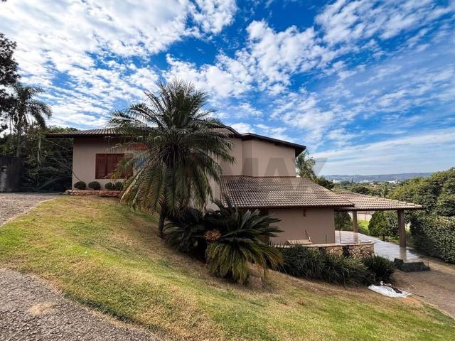 Casa para alugar com 400m²| 3 quartos| 4 banheiros | 10 vagas| Dois Córregos Valinhos