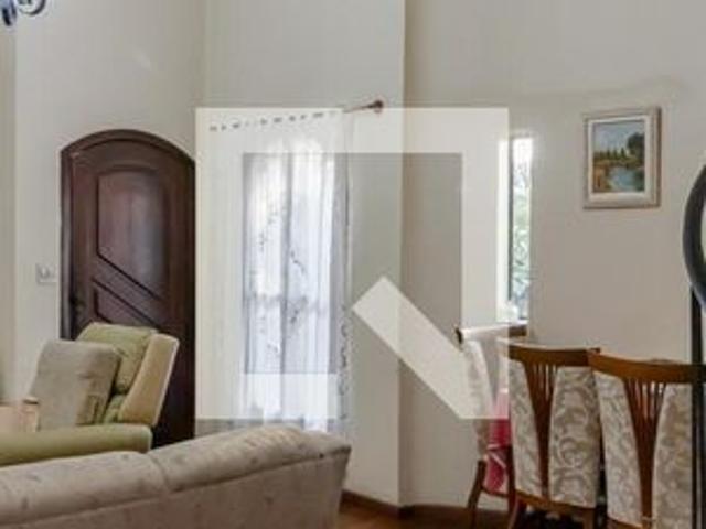 Casa para alugar com 400m², 3 quartos e 4 vagas
