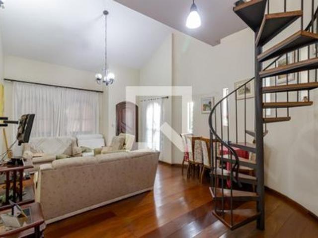 Casa para alugar com 400m², 3 quartos e 4 vagas