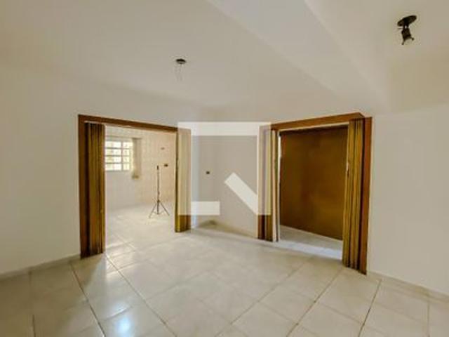 Casa para alugar com 400m², 4 quartos e 8 vagas