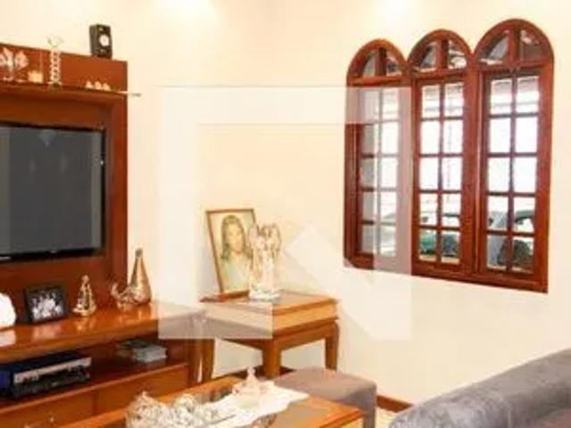 Casa para alugar com 400m², 6 quartos e 5 vagas