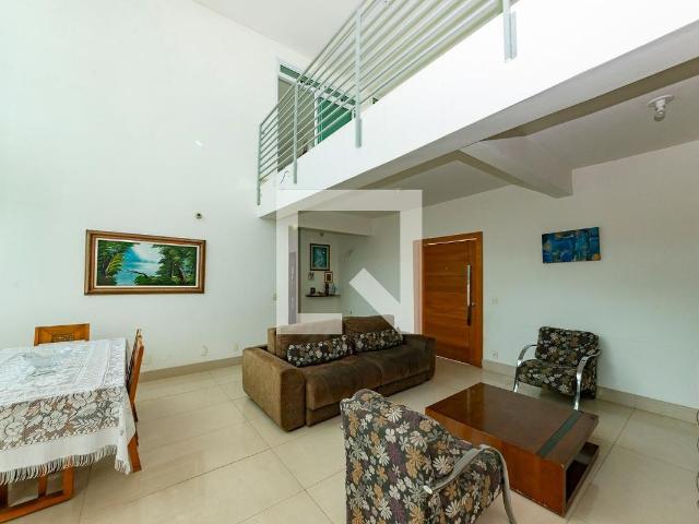 Casa para alugar com 404m², 3 quartos e 5 vagas
