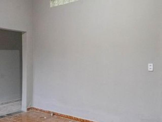 Casa para alugar com 40m², 1 quarto e 1 vaga