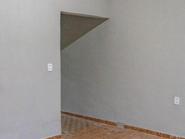 Casa para alugar com 40m², 1 quarto e 1 vaga