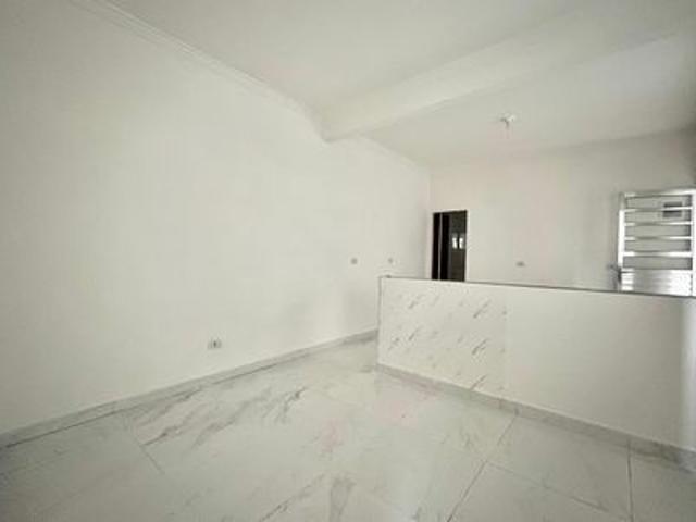 Casa para alugar com 40m², 1 quarto e sem vaga