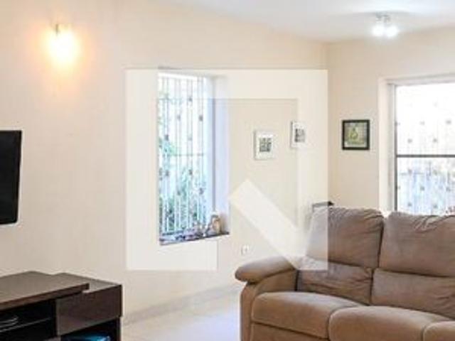 Casa para alugar com 424m², 5 quartos e 6 vagas