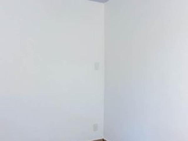 Casa para alugar com 42m², 1 quarto e sem vaga