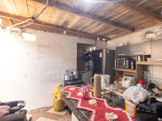 Casa para alugar com 42m², 2 quartos e 1 vaga