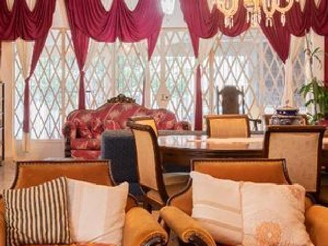 Casa para alugar com 430m², 3 quartos e 8 vagas