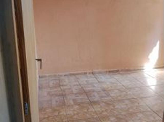 Casa para alugar com 47m², 1 quarto e sem vaga