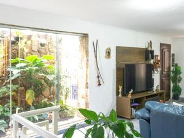Casa para alugar com 450m², 3 quartos e 3 vagas