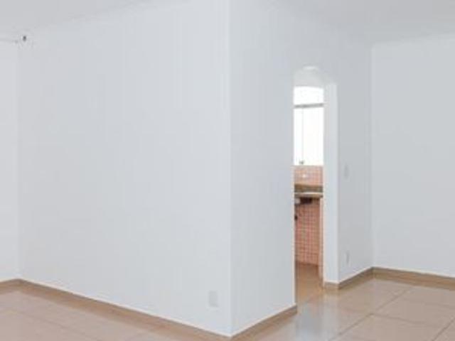 Casa para alugar com 450m², 4 quartos e 8 vagas