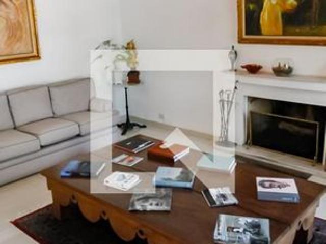 Casa para alugar com 450m², 6 quartos e 8 vagas