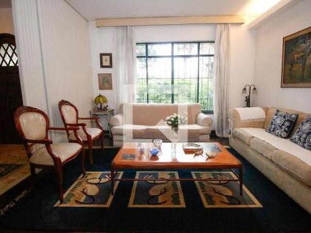Apartamento para alugar com 0m², 0 quarto e sem vaga