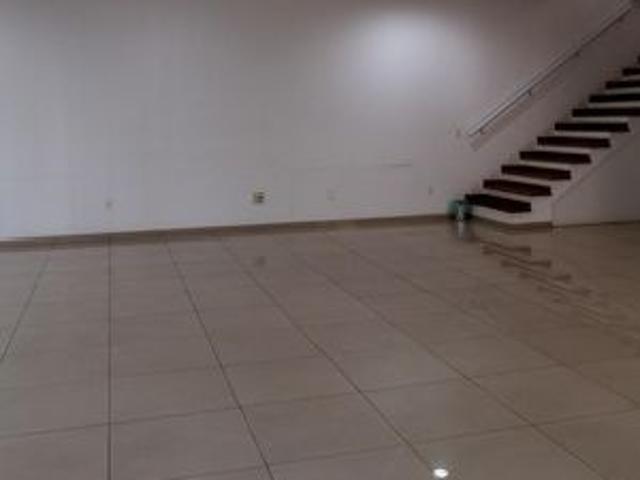 Casa para alugar com 468m², 5 quartos e 4 vagas