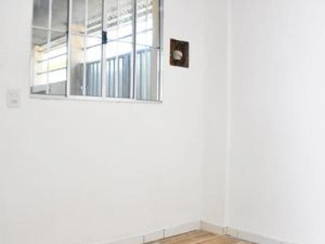Casa para alugar com 48m², 1 quarto e 1 vaga