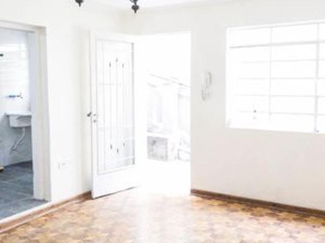 Casa para alugar com 48m², 2 quartos e sem vaga