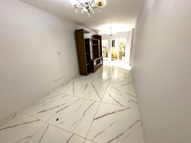 Casa para alugar com 4 quartos e 130 m² por R$ 4.500/mês