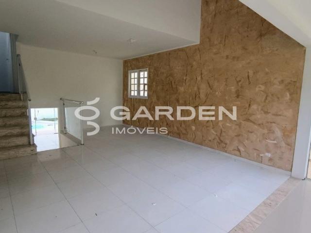 Casa para alugar com 4 quartos e 380 m² de área total por R$ 10.000/mês