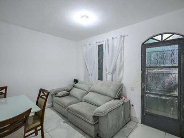 Casa para alugar com 500m², 12 quartos e 4 vagas