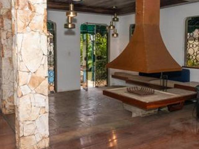 Casa para alugar com 500m², 3 quartos e 4 vagas
