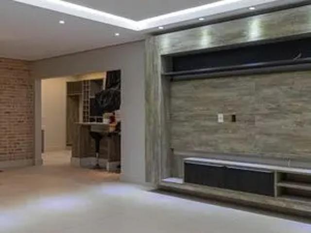 Casa para alugar com 500m², 6 quartos e 5 vagas