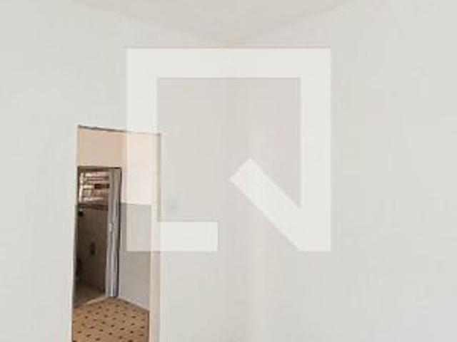 Casa para alugar com 50m², 1 quarto e sem vaga