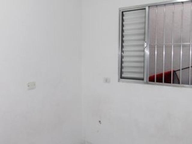 Casa para alugar com 50m², 1 quarto e sem vaga