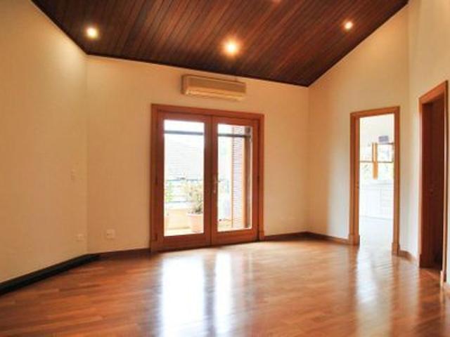 Casa para alugar com 859m², 4 quartos e 5 vagas