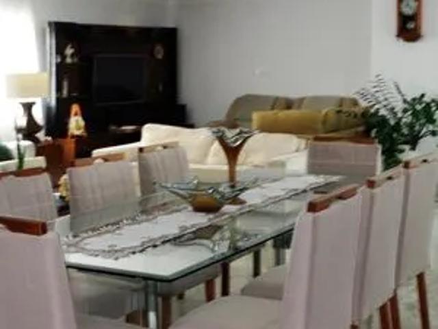 Casa para alugar com 534m², 5 quartos e 7 vagas