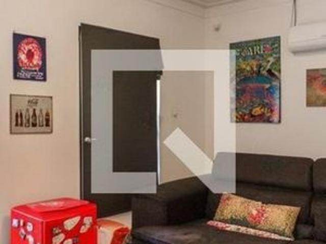 Casa para alugar com 547m², 4 quartos e 4 vagas