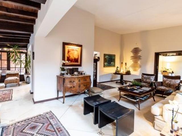 Casa para alugar com 550m², 4 quartos e 4 vagas
