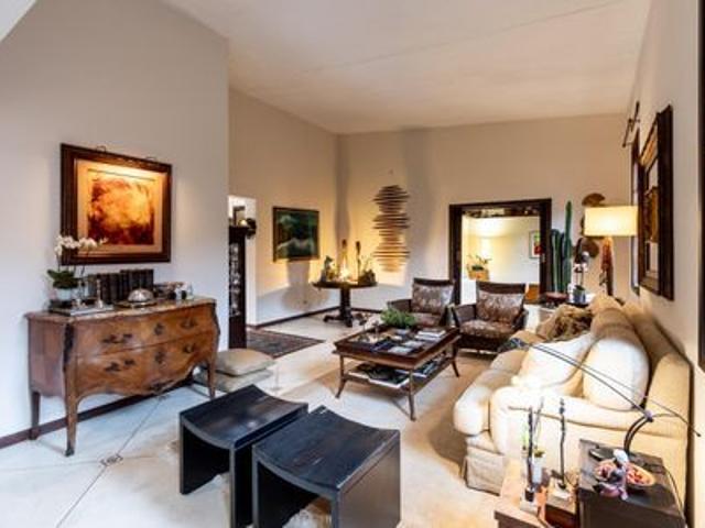Casa para alugar com 550m², 4 quartos e 4 vagas