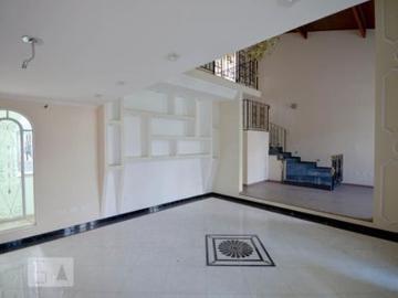 Casa para alugar com 556m², 6 quartos e 4 vagas