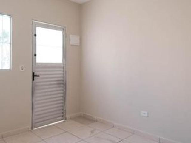 Apartamento para alugar com 0m², 0 quarto e sem vaga
