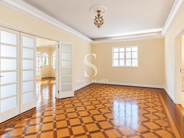 Casa para alugar com 5 quartos e 345 m² por R$ 15.000/mês