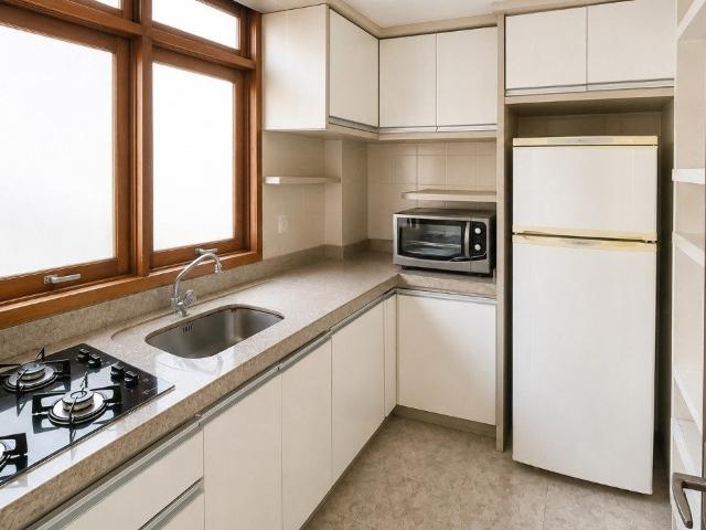 Casa para alugar com 5 quartos no Itacorubi